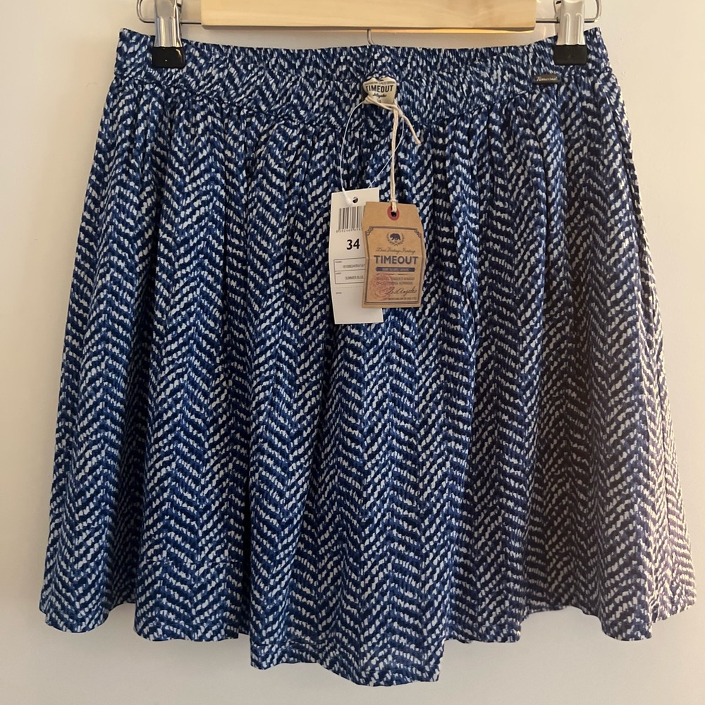 Chevron Print Mini Skirt Size 34